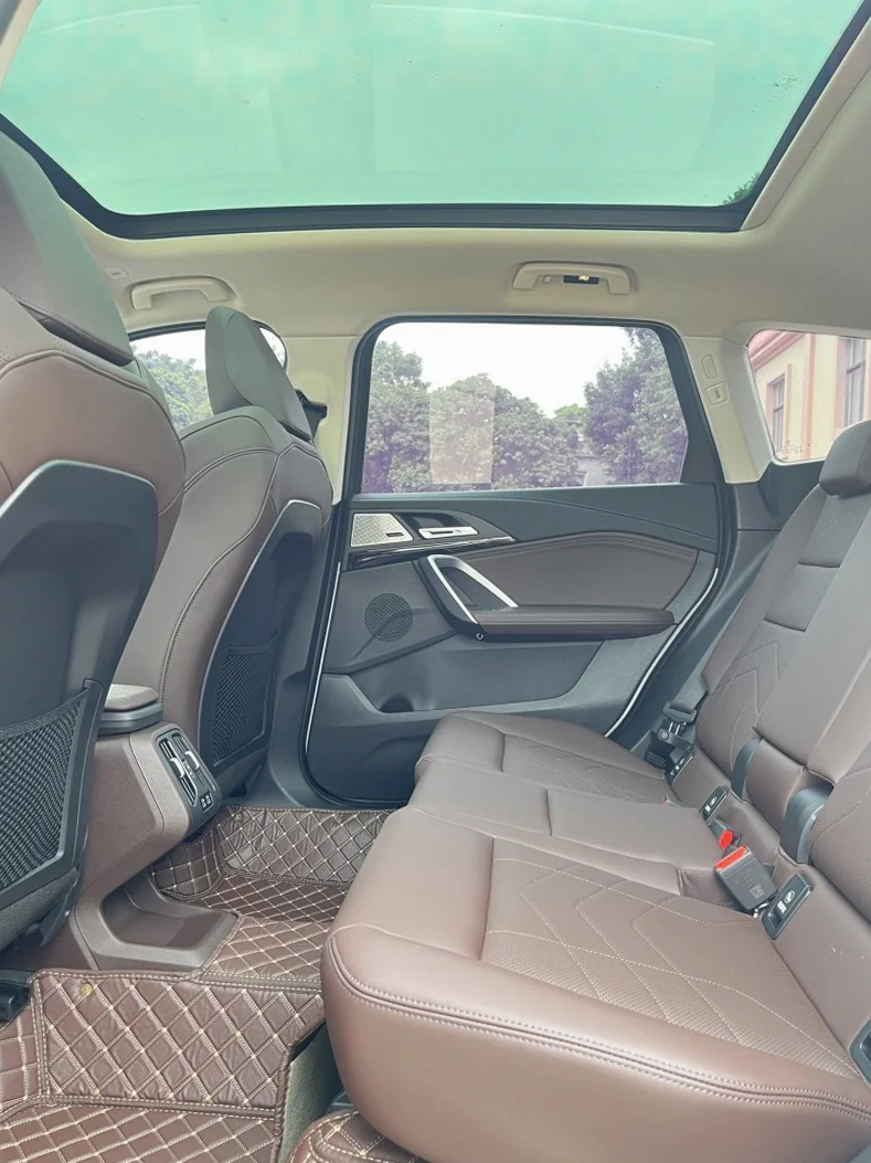 X1宝马 后面外观三