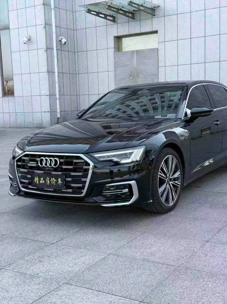 奥迪A6L 正面外观三