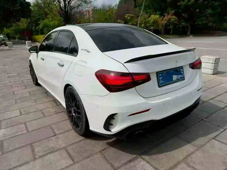 奔驰AMG 内饰前排