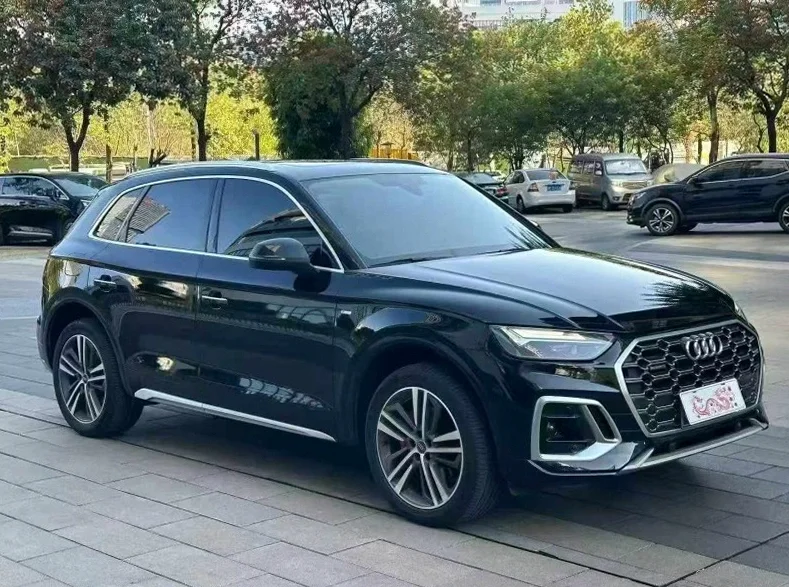 奥迪Q5 正面外观三