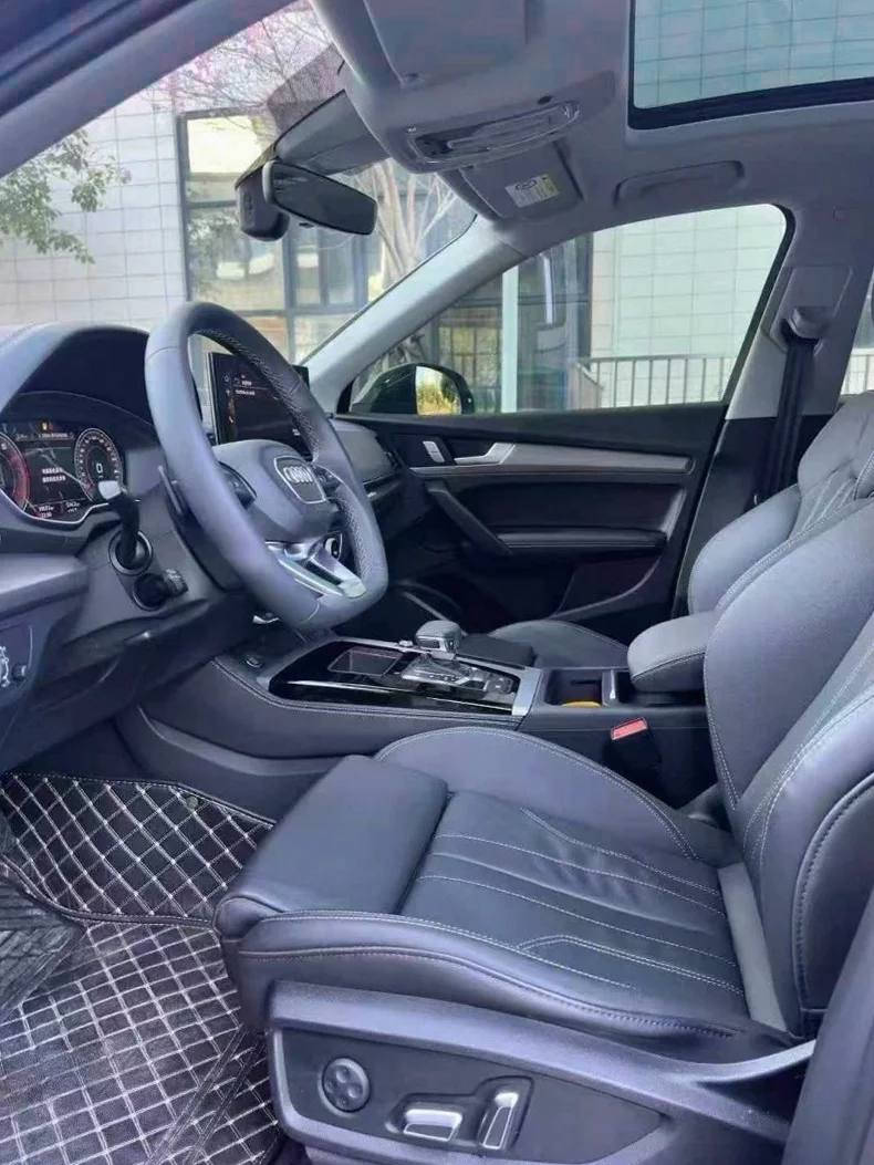 奥迪Q5 后面外观一