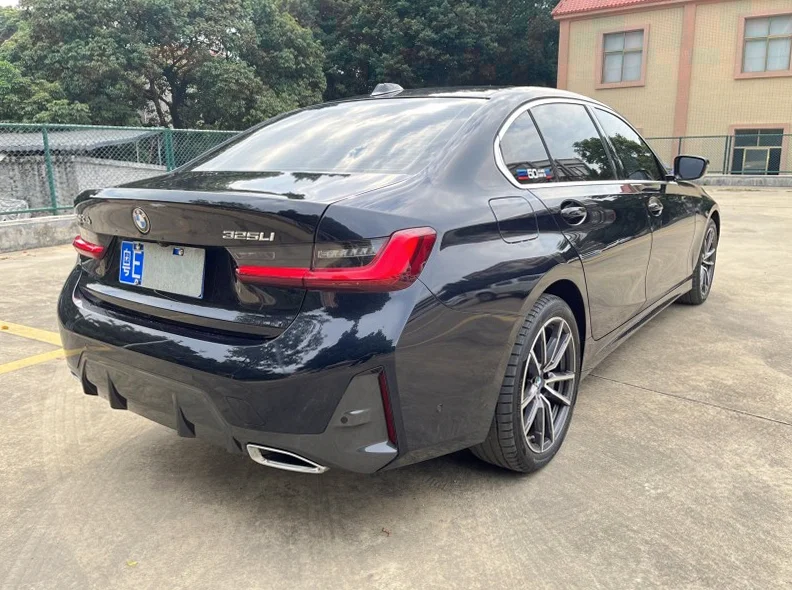 宝马3系 后面外观二