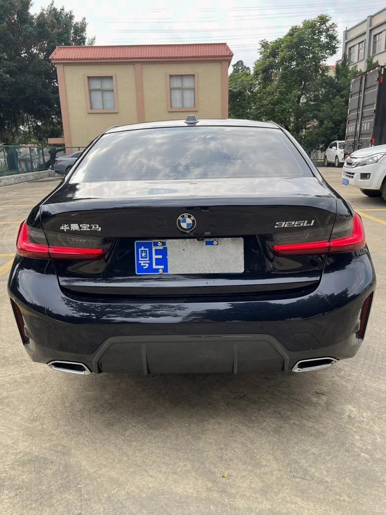 宝马3系 驾驶室