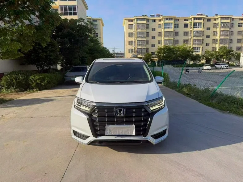 24年本田艾力绅 2.0油电混合至尊版