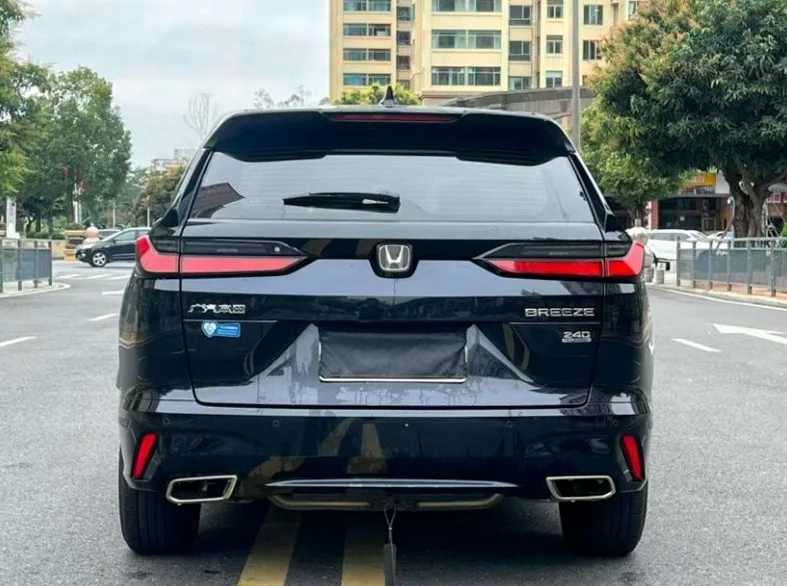 本田皓影 驾驶室