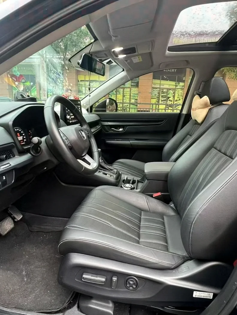 本田皓影 内饰后排