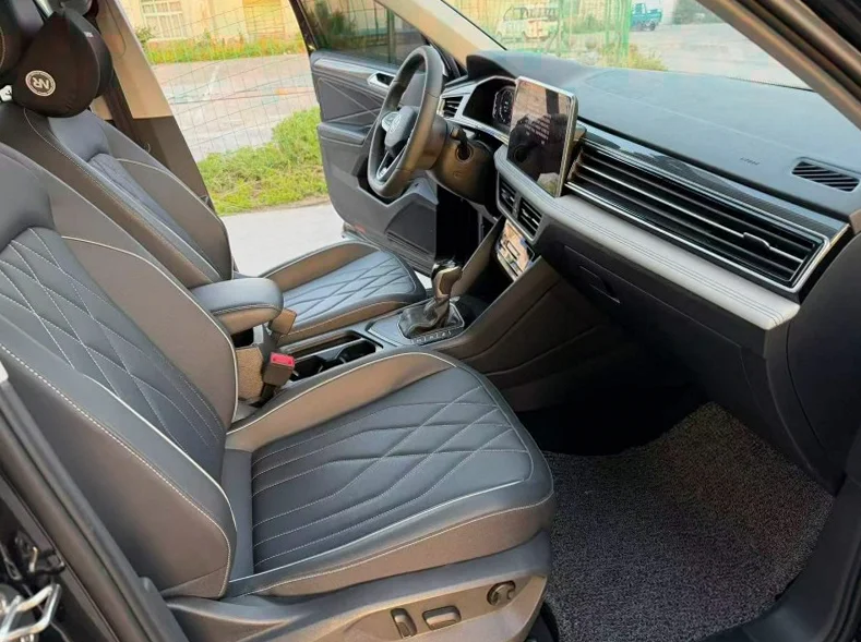 大众途观 后面外观一