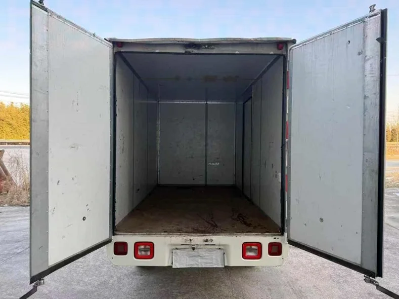 福田祥菱 后面外观三