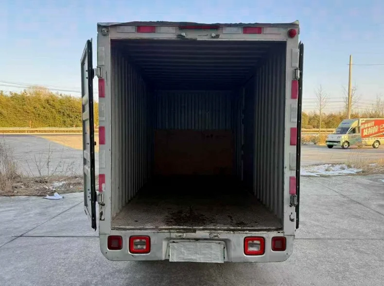 福田祥菱 后面外观三