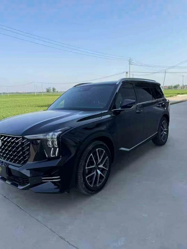 传祺GS8 正面外观三