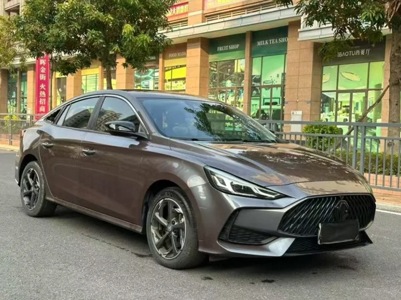 名爵5 内饰前排