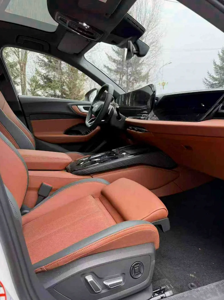 奥迪A5 内饰后排