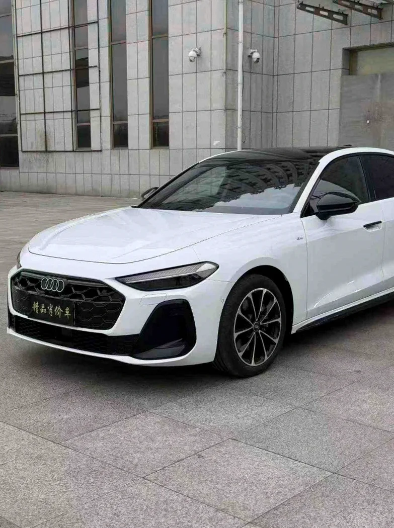 奥迪A5 后面外观二