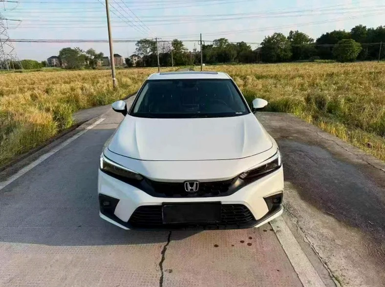 25年本田思域 HATCHBACK 240TURBO 极跃版