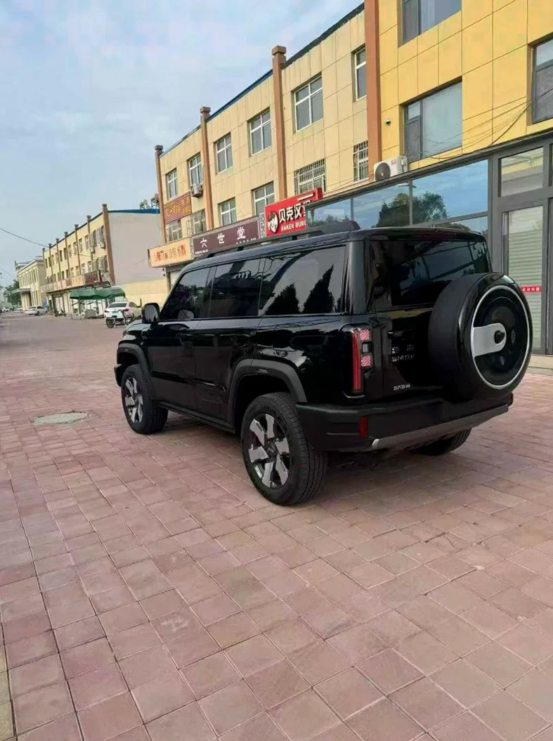 北京BJ40 内饰前排