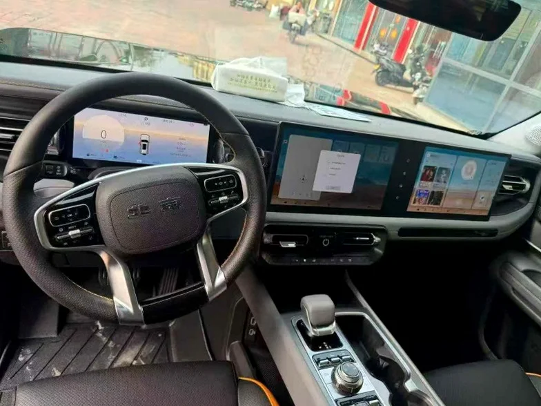 北京BJ40 后面外观一