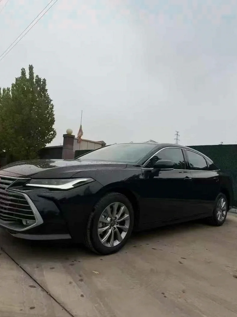 丰田亚洲龙 正面外观二