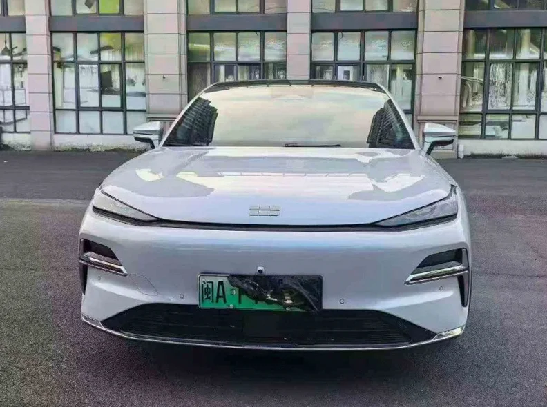 25年吉利银河星耀8