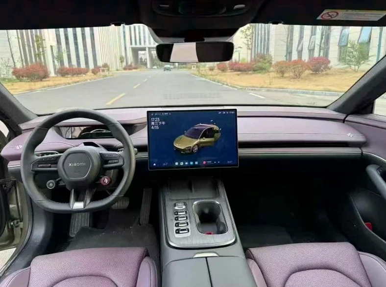 小米SU7 后面外观一