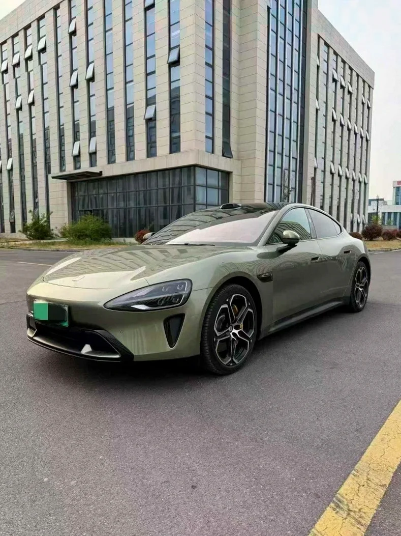 小米SU7 正面外观三