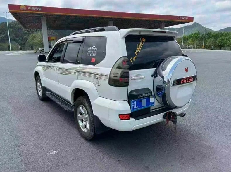 丰田普拉多 驾驶室