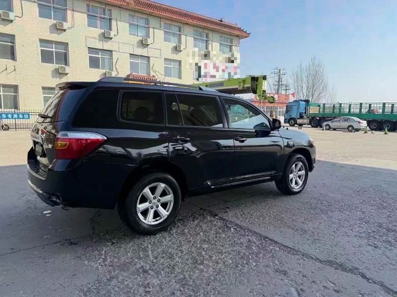 丰田汉兰达 内饰前排