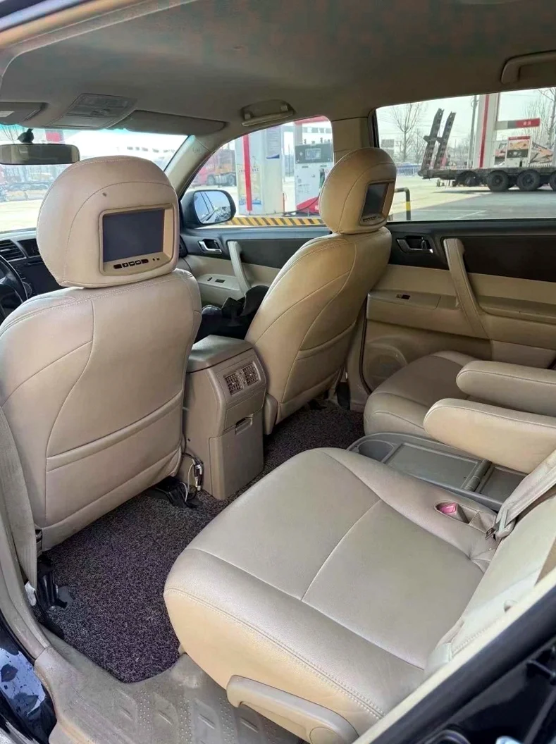 丰田汉兰达 后面外观三