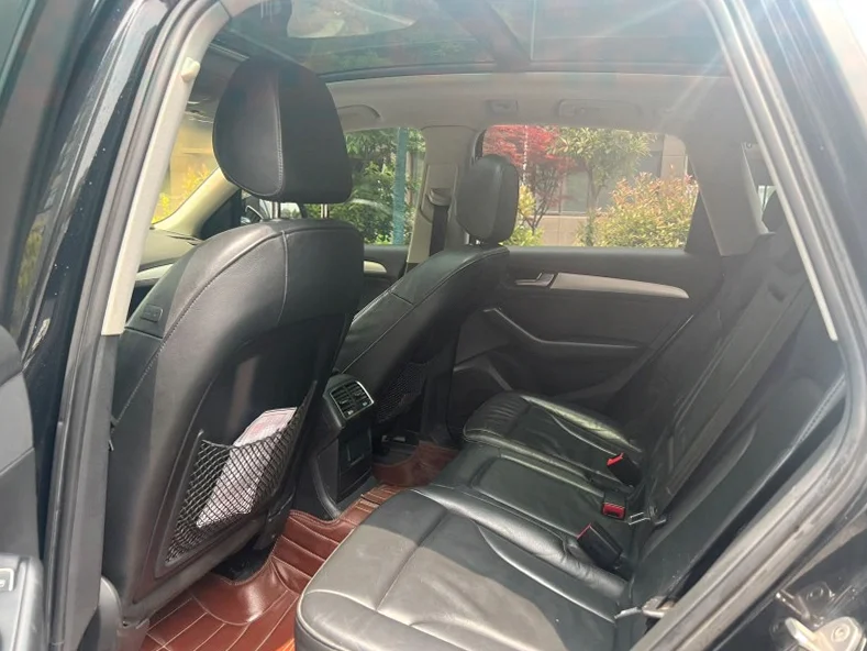 奥迪Q3 后面外观三