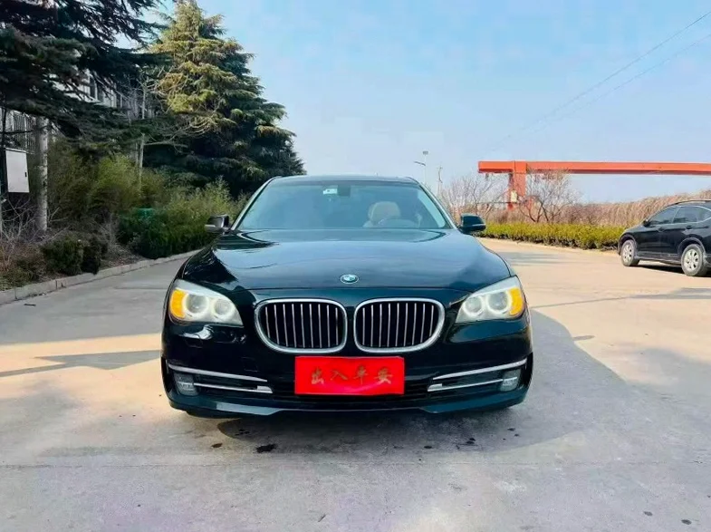 14年宝马730Li豪华型