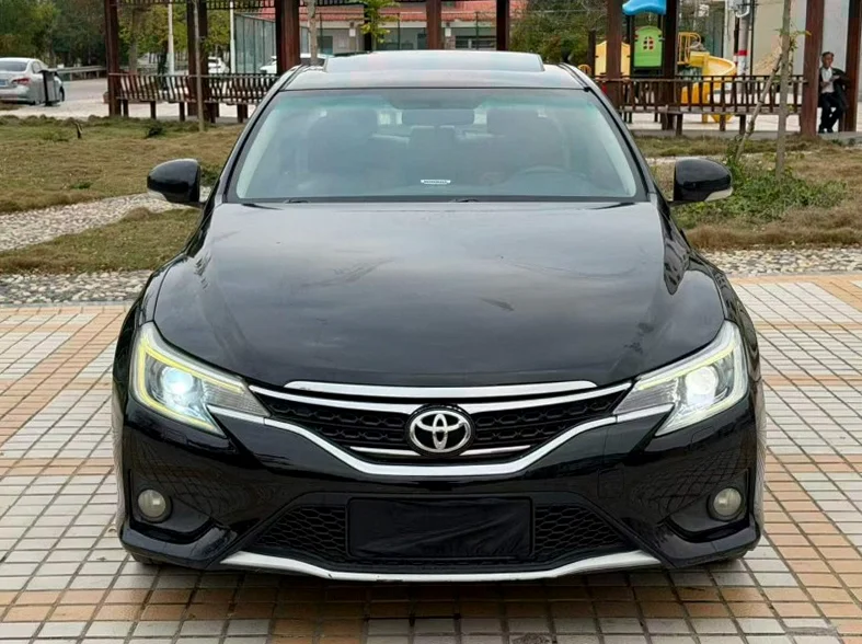 14年丰田锐志2.5V顶配