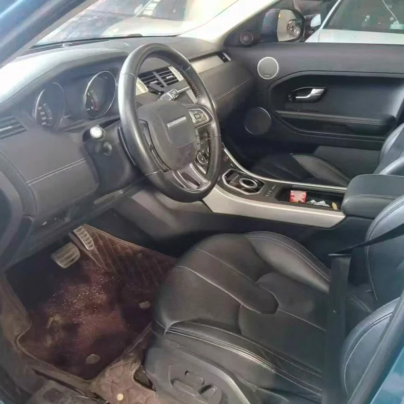 路虎极光 后面外观二