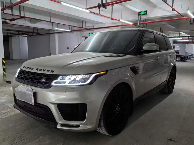 路虎揽胜运动 正面外观三