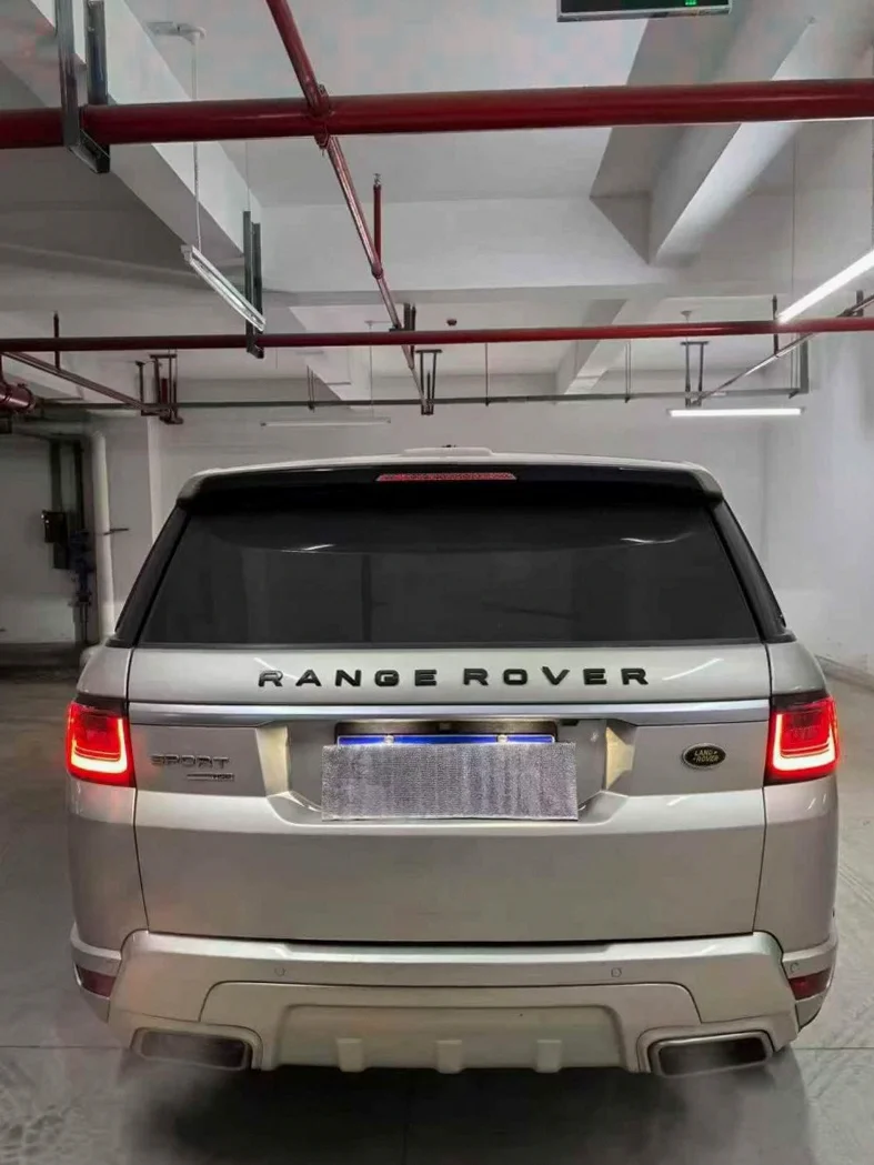 路虎揽胜运动 内饰后排