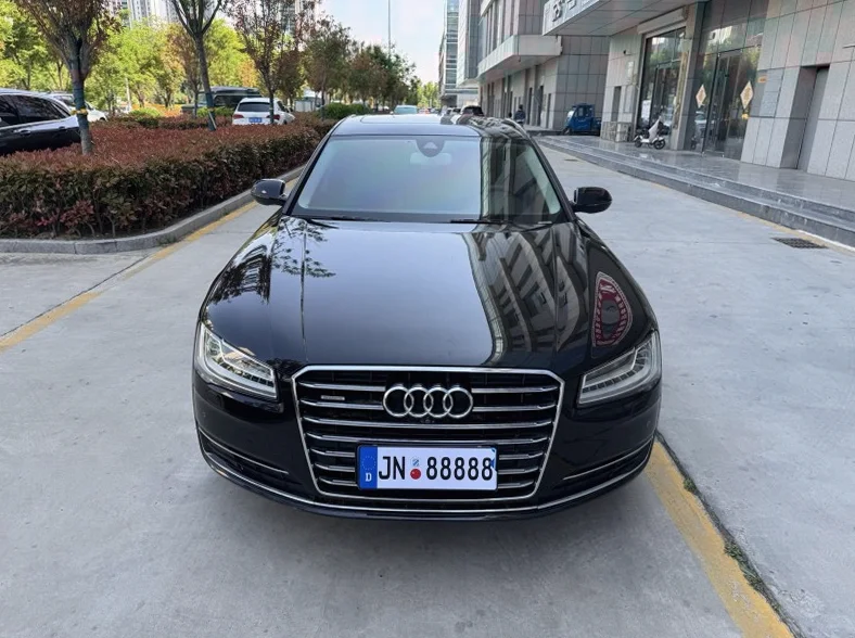 16年奥迪A8L 3.0T四驱豪华型