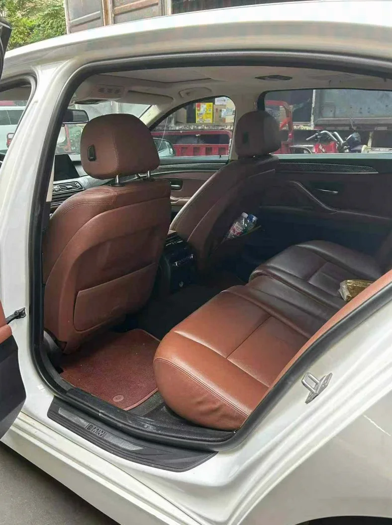 宝马5系 后面外观三