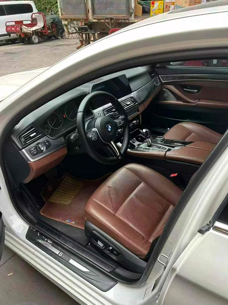 宝马5系 正面外观二