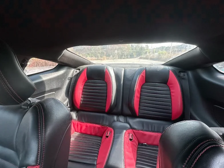 福特野马 后面外观二