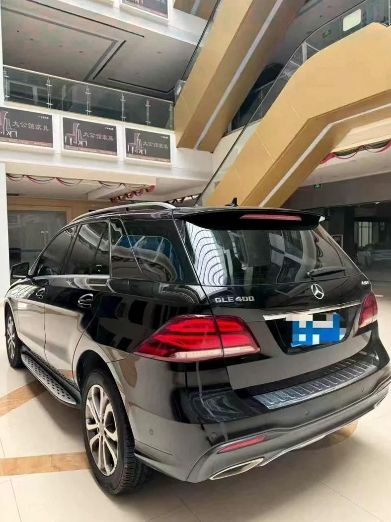 奔驰GLE 内饰前排