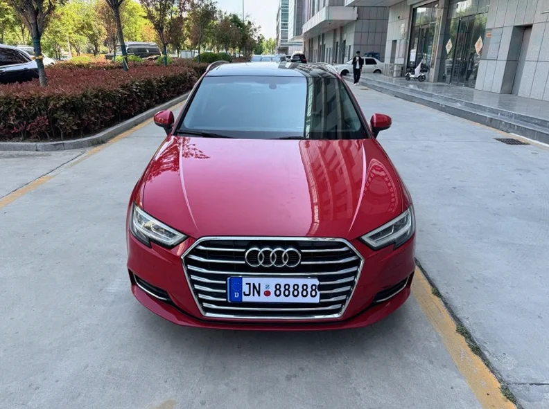 17年奥迪A3 1.4T两厢进取型