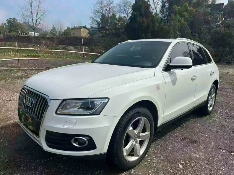 奥迪Q5 正面外观三