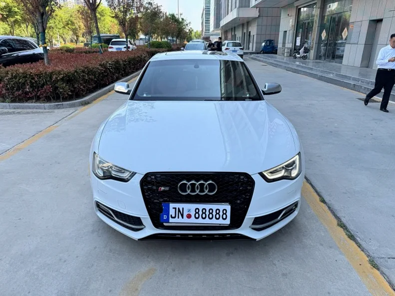 17年奥迪S5 3.0T quattro