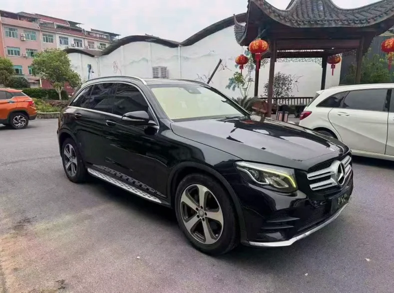 奔驰GLC 正面外观三