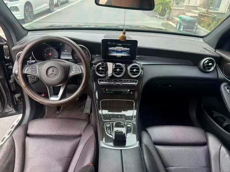 奔驰GLC 后面外观二