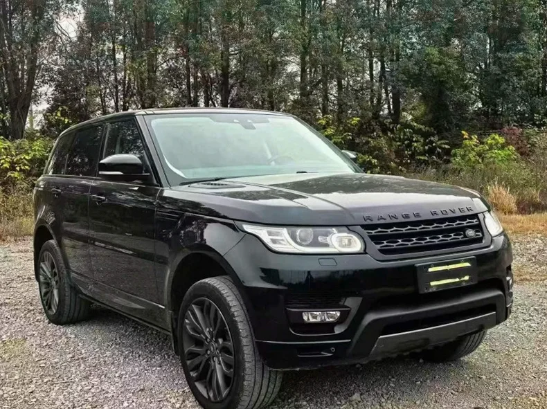 路虎揽胜运动 正面外观二