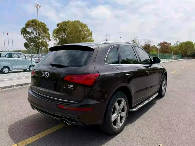 奥迪Q5 内饰前排