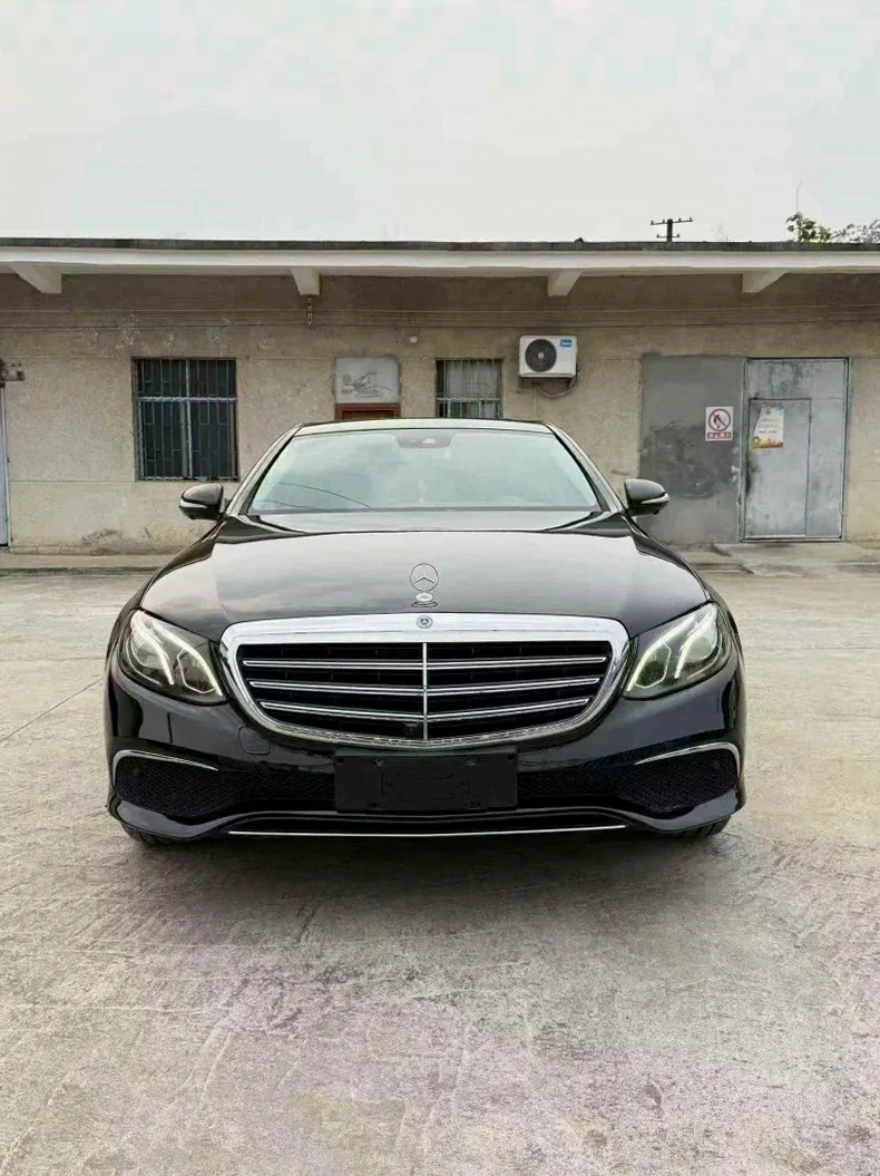 18年奔驰E300L时尚型立标