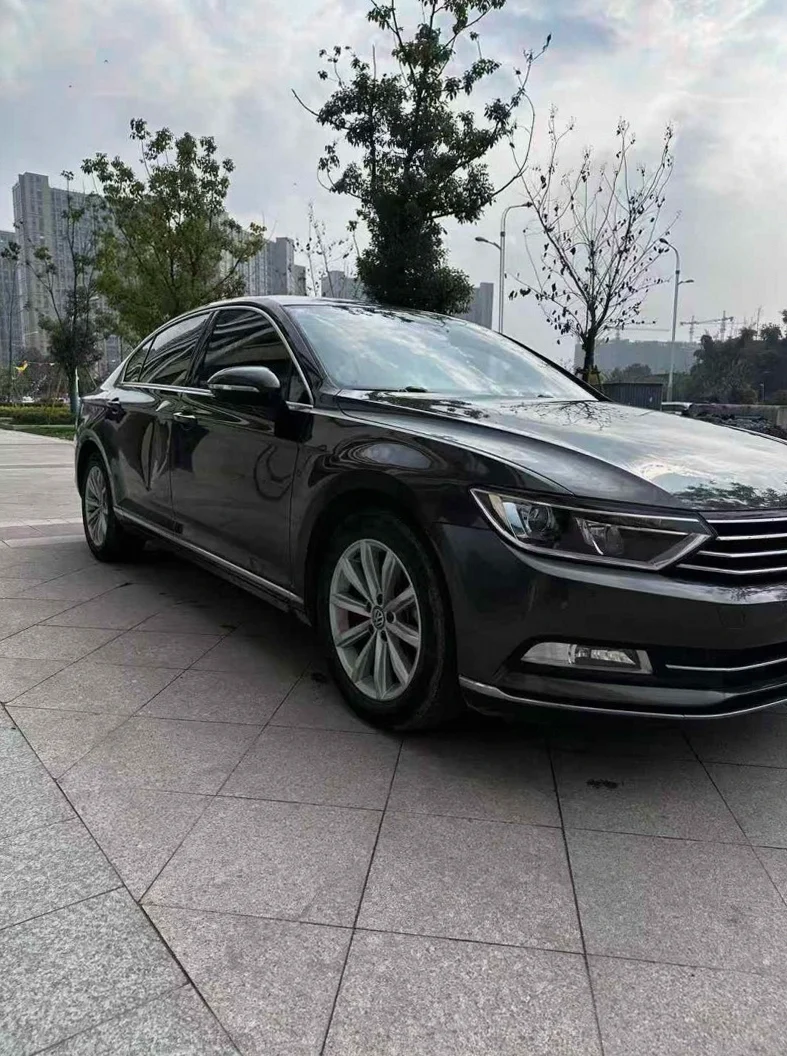 大众迈腾 正面外观三