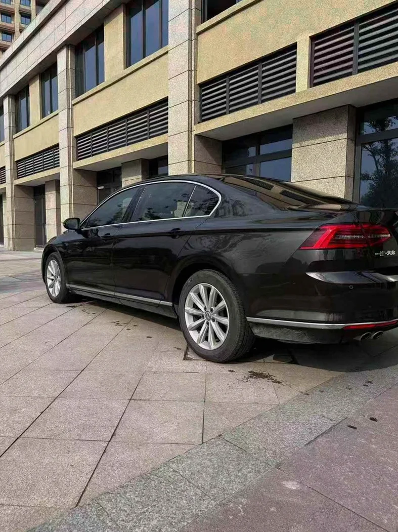 大众迈腾 内饰前排