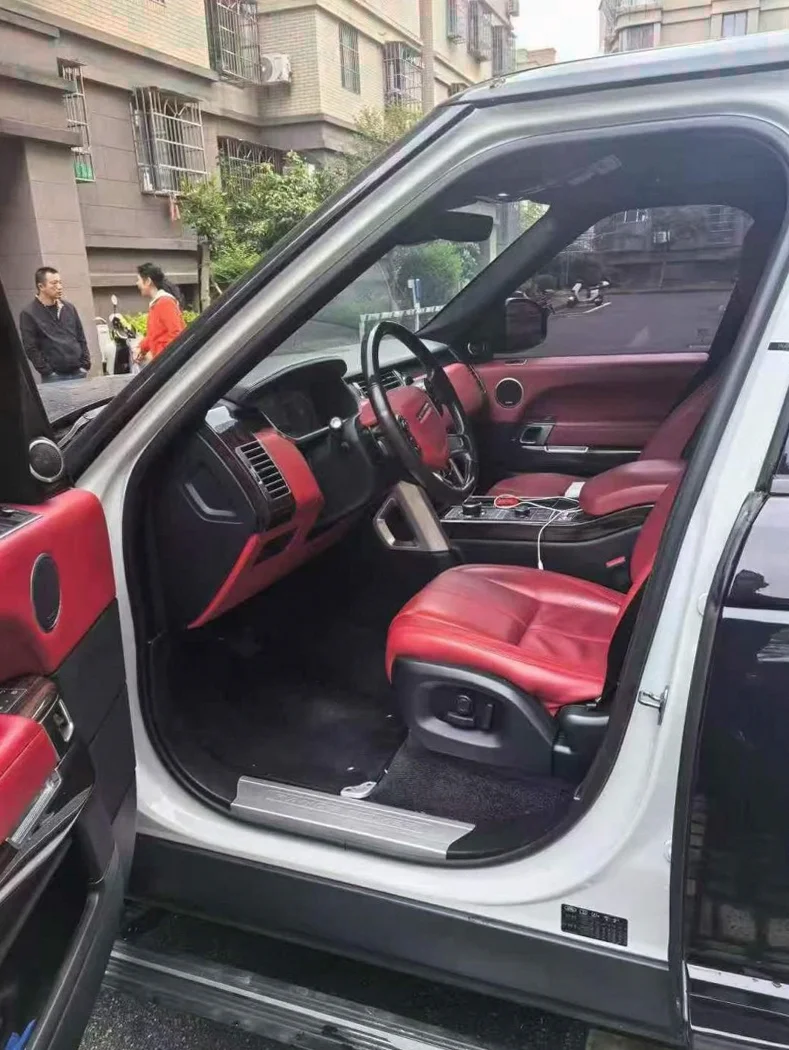 路虎揽胜行政 正面外观三