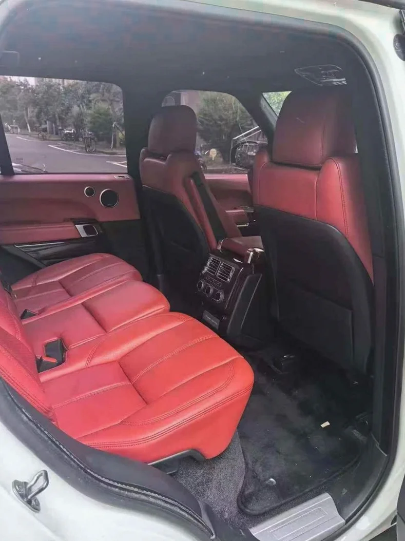 路虎揽胜行政 后面外观二